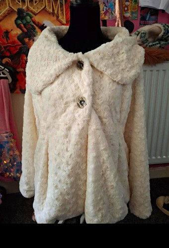 Fane ivory faux - me,